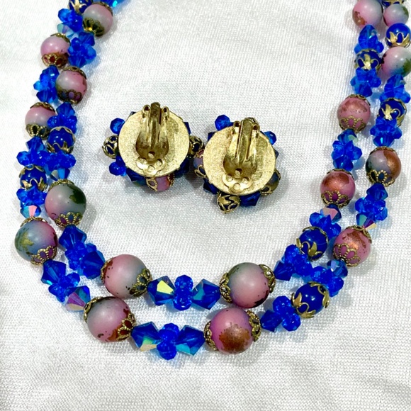 Vintage Aurora Borealis Blue Crystal Bead Necklace Earrings Clip On Retro - Picture 10 of 12